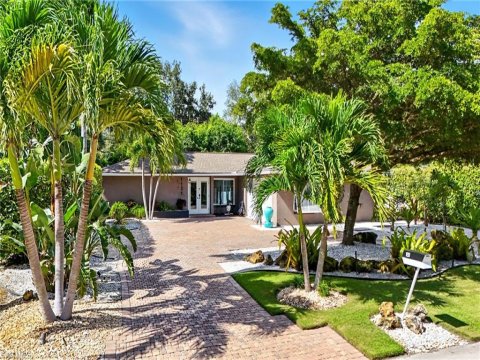 Sorrento Gardens Naples Florida Homes for Sale