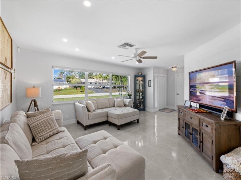 Sorrento Gardens Naples Real Estate