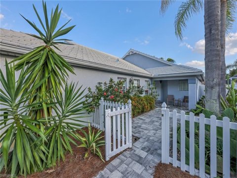 Sterling Oaks Naples Florida Homes for Sale