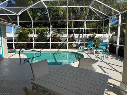 Sterling Oaks Naples Florida Homes for Sale