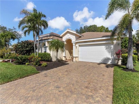 Sterling Oaks Naples Florida Real Estate