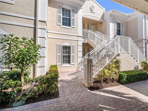Sterling Oaks Naples Florida Real Estate