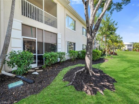 Sterling Oaks Naples Florida Real Estate
