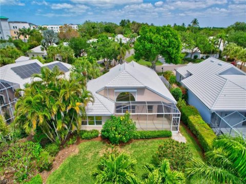 Sterling Oaks Naples Real Estate