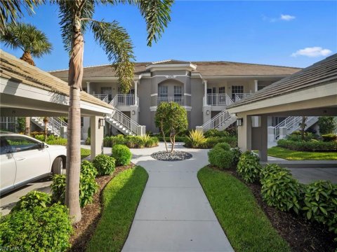 Stonebridge Naples Florida Condos for Sale