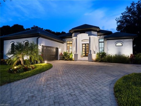 Stonebridge Naples Real Estate