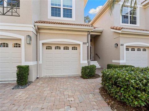 Stonebridge Naples Real Estate