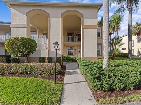 Stoneybrook Estero Florida Condos for Sale