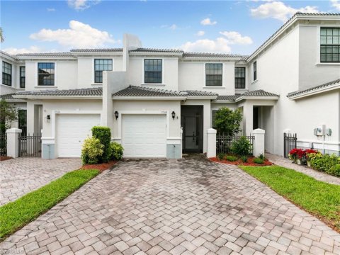 Summit Place Naples Florida Homes for Sale