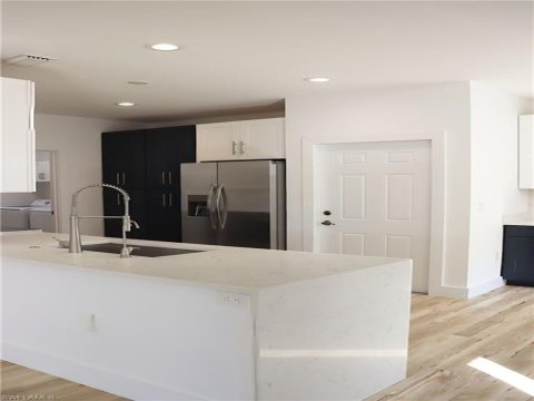 Summit Place Real Estate