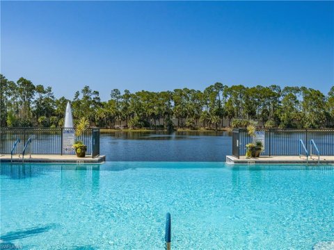 Tarpon Bay Naples Florida Condos for Sale