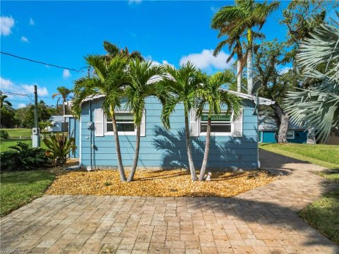 Tarpon Bend Unrec Bonita Springs Florida Real Estate