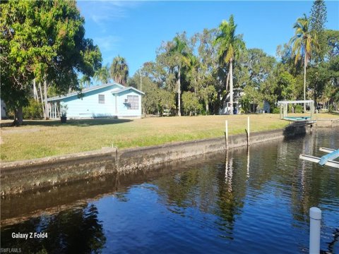 Tarpon Bend Unrec Real Estate