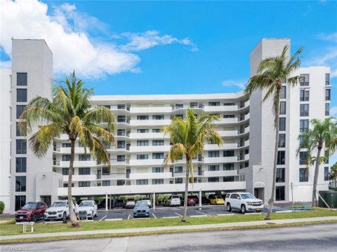 The Palms Of Bay Beach Fort Myers Beach Florida Condos for Sale
