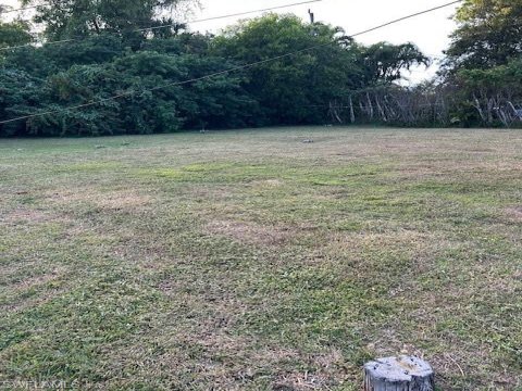 Trail Acres Real Estate