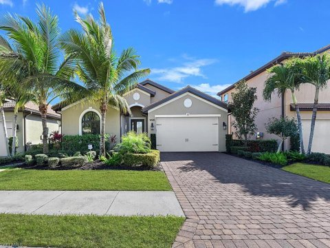 Tuscany Pointe Naples Florida Homes for Sale