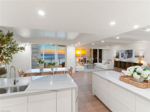 Vanderbilt Beach Naples Florida Condos for Sale