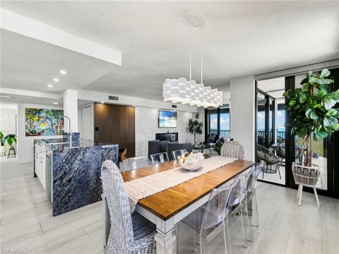 Vanderbilt Beach Naples Florida Condos for Sale