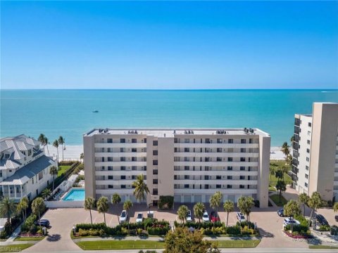 Vanderbilt Beach Naples Florida Condos for Sale