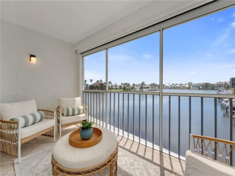 Vanderbilt Beach Naples Florida Real Estate