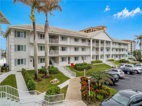 Vanderbilt Beach Naples Florida Real Estate