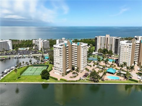 Vanderbilt Beach Naples Florida Real Estate