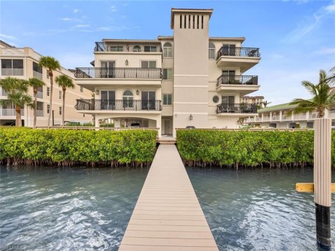 Vanderbilt Beach Naples Real Estate