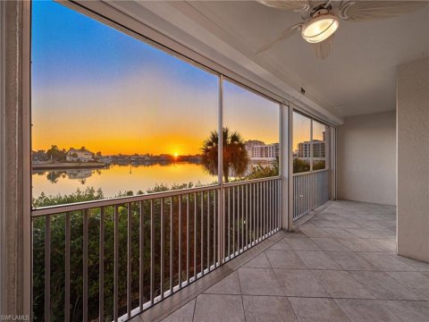 Vanderbilt Beach Naples Real Estate