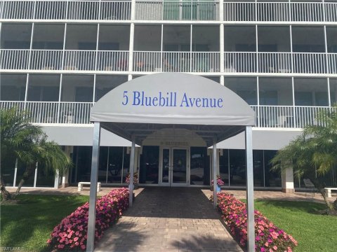 Vanderbilt Beach Naples Real Estate