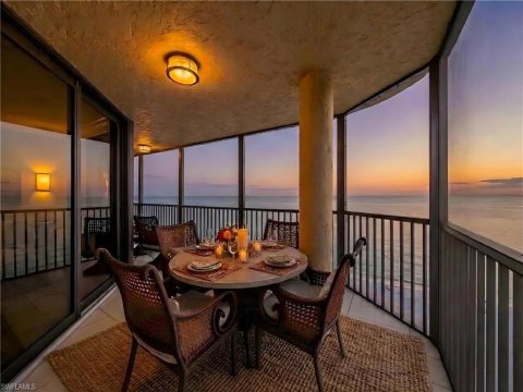 Vanderbilt Beach Naples Real Estate