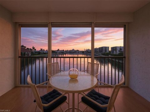 Vanderbilt Beach Real Estate