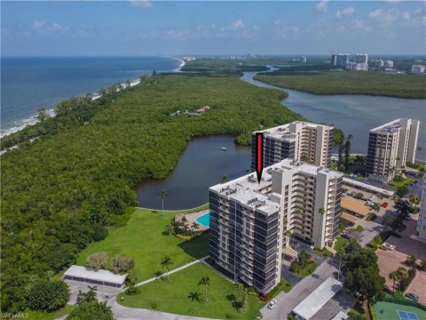 Vanderbilt Beach Real Estate