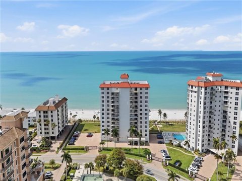 Vanderbilt Beach Real Estate