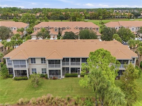 Vanderbilt Country Club Naples Florida Condos for Sale