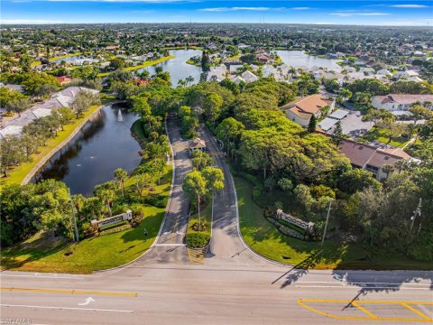Vanderbilt Lakes Bonita Springs Florida Real Estate