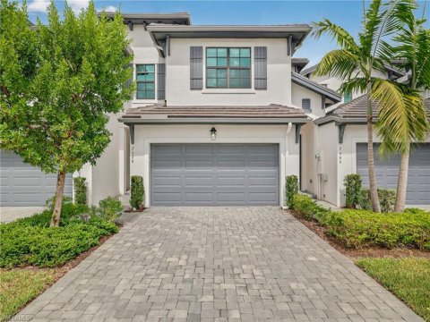 Vanderbilt Reserve Naples Florida Real Estate