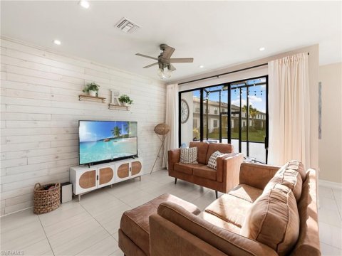 Vanderbilt Reserve Naples Florida Real Estate