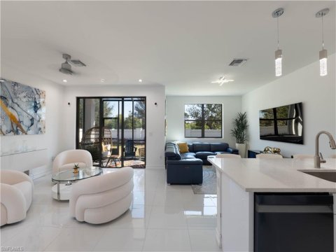 Vanderbilt Reserve Naples Real Estate