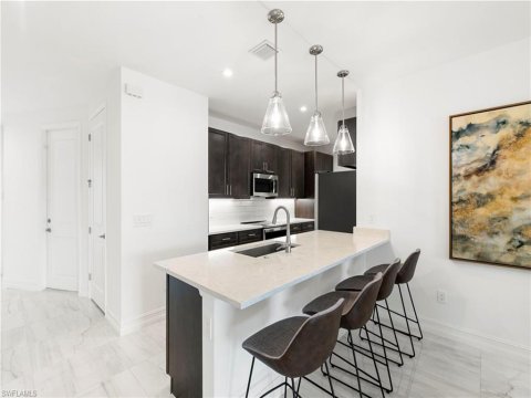 Vanderbilt Reserve Naples Real Estate
