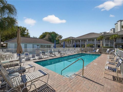 Vanderbilt Villas Naples Real Estate