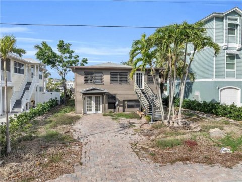 Venetian Gardens Fort Myers Beach Florida Homes for Sale