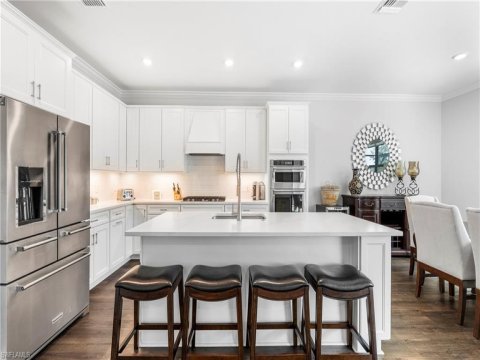 Ventana Pointe Naples Real Estate