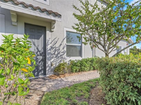 Verona Pointe Naples Real Estate