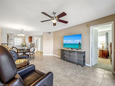 Victoria Lakes Naples Real Estate