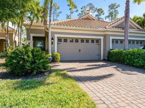 Villa Palmeras Estero Florida Homes for Sale