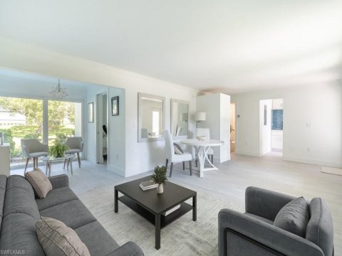 Village Green Naples Florida Condos for Sale