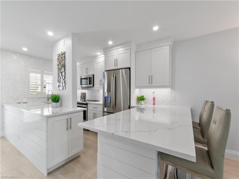 Village Green Naples Florida Condos for Sale