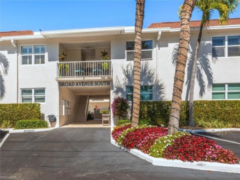 Village Green Naples Florida Real Estate