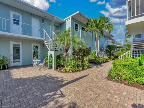 Village Green Real Estate