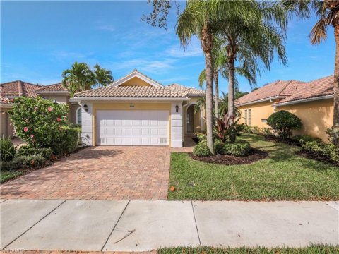 Village Walk Of Bonita Springs Real Estate